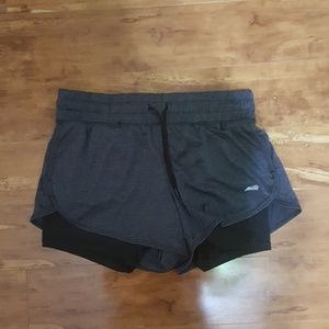 AVIA shorts